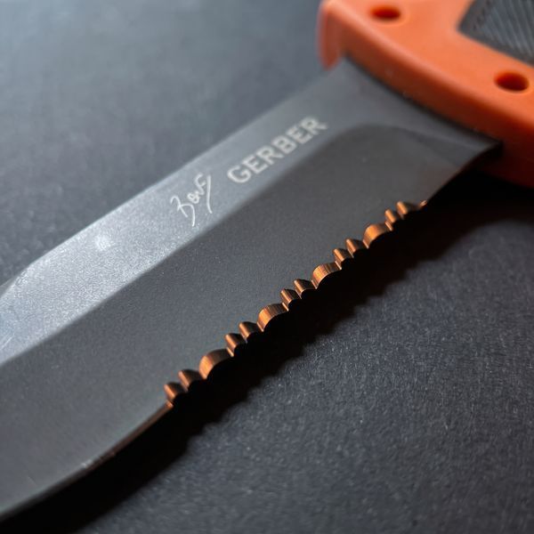Компактный EDC-инструмент Gerber Bear Grylls, 420C, 25,5 см &mdash; купить в BladeCore