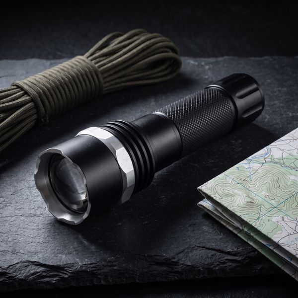 Акумуляторний LED-ліхтар T8626 Cree Q5 із зумом та комплектом зарядки &mdash; купити в BladeCore
